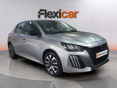 Usado Peugeot 208 Style 101 CV (74 kW) 2024 Gris Utilitario