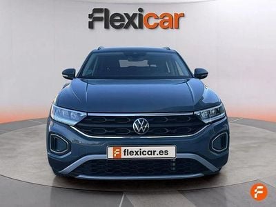 Usado VW T-Roc Life 150 CV (110 kW) 2023 Verde SUV