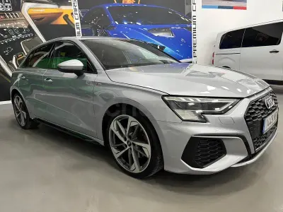 Usado Audi A3 S-Line 150 CV (110 kW) 2022 Gris / plata Berlina
