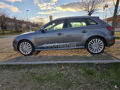 Usado Audi e-tron 204 CV (150 kW) 2015 Azul SUV