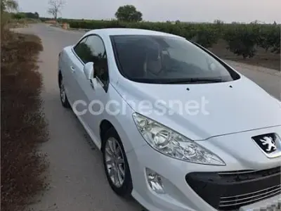 Usado Peugeot 308 CC Sport 122 CV (89 kW) 2011 Blanco Descapotable