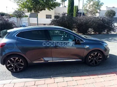 Usado Renault Clio V 140 CV (102 kW) 2020 Azul Berlina