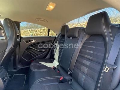 Blanco Usado 2017 Mercedes CLA200 Shooting Brake Urban Familiar | 21.700 € (Precio justo)