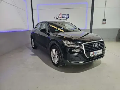 Usado Audi Q2 Advanced 116 CV (85 kW) 2019 Negro SUV