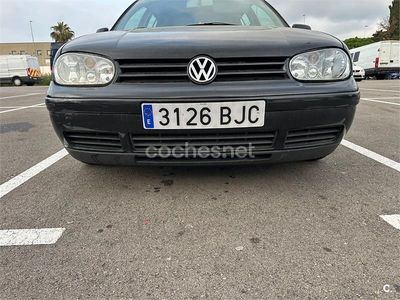 Usado VW Golf IV 110 CV (80 kW) 2001 Negro Berlina