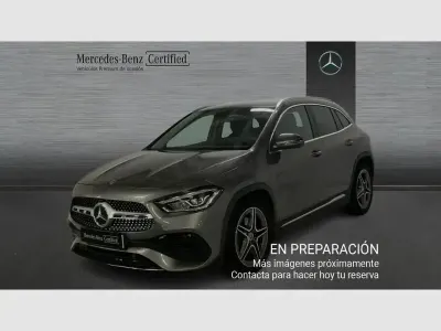 Usado Mercedes GLA200 150 CV (110 kW) 2022 Gris / plata SUV
