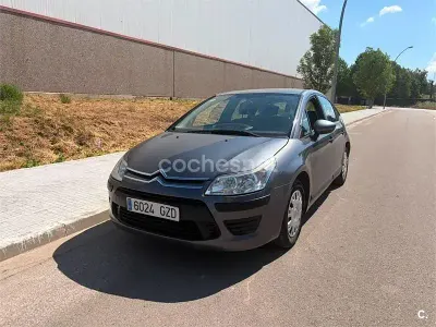 Usado Citroën C4 90 CV (66 kW) 2010 Gris / plata Berlina