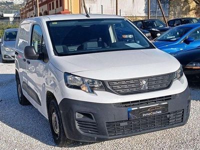 Blanco Usado 2020 Peugeot Partner Premium Monovolumen | 9999 € (Caro)