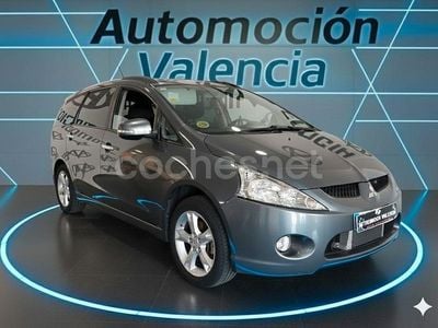 Gris / plata Usado 2010 Mitsubishi Grandis Monovolumen | 8999 € (Precio justo)