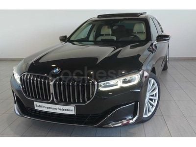 Usado BMW 730L Comfort Edition 286 CV (210 kW) 2021 Negro Berlina