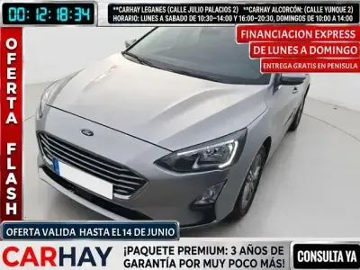 Usado Ford Focus Trend+ 125 CV (91 kW) 2021 Gris Berlina