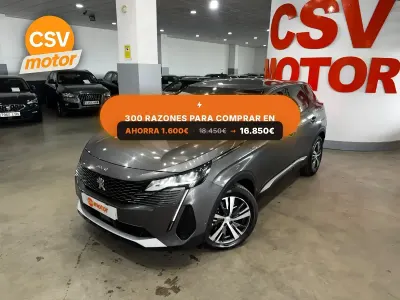 Usado Peugeot 3008 Allure 225 CV (165 kW) 2023 Gris SUV
