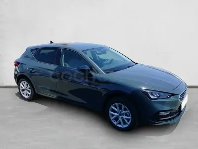 Nuevo Seat Leon Style 116 CV (85 kW) 2026 Azul Berlina