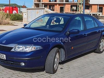 Usado Renault Laguna II Expression 110 CV (80 kW) 2004 Azul Berlina