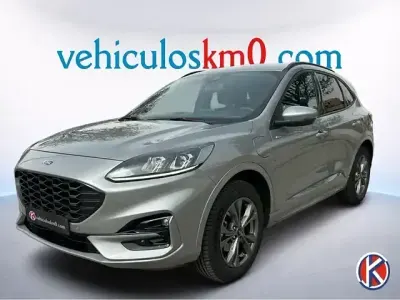 Usado Ford Kuga ST-Line 190 CV (139 kW) 2022 Gris / plata SUV