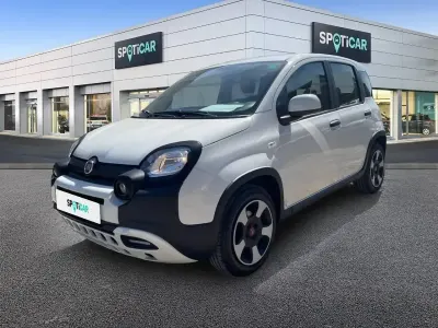 Usado Fiat Panda Cross Cross 70 CV (51 kW) 2023 Blanco Utilitario