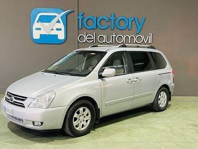 Usado Kia Carnival 185 CV (136 kW) 2009 Plateado Monovolumen