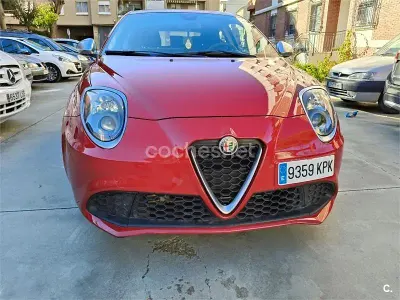 Usado Alfa Romeo MiTo 78 CV (57 kW) 2018 Rojo Utilitario