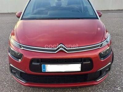 Usado Citroën Grand C4 Picasso Feel 120 CV (88 kW) 2017 Rojo Monovolumen