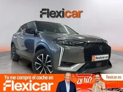 Usado DS Automobiles DS3 Crossback Performance 130 CV (95 kW) 2023 Gris SUV