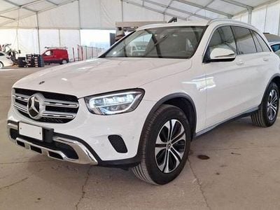 Usado Mercedes GLC300 320 CV (235 kW) 2021