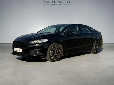Usado Ford Mondeo Titanium S 163 CV (119 kW) 2014 Negro Berlina