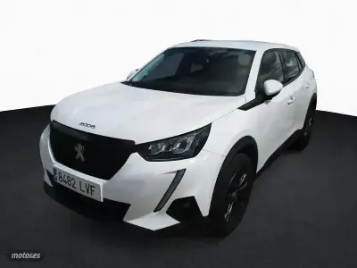 Usado Peugeot 2008 Active 110 CV (80 kW) 2021 Blanco SUV