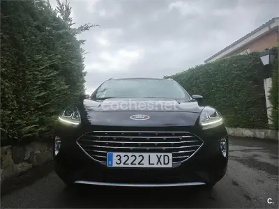 Usado Ford Kuga ST-Line 190 CV (139 kW) 2022 Negro SUV