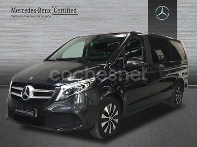 Gris / plata Usado 2022 Mercedes V220 Avantgarde Monovolumen | 59.000 € (Caro)