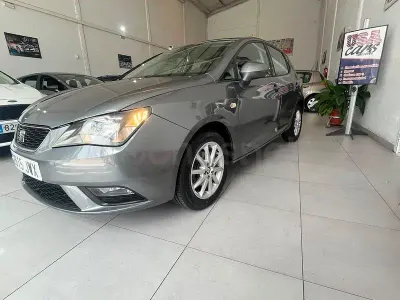Usado Seat Ibiza Style 90 CV (66 kW) 2017 Gris / plata Berlina