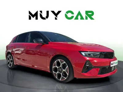 Usado Opel Astra Edition 131 CV (96 kW) 2022 Rojo Utilitario