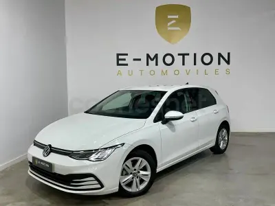 Usado VW Golf VIII Life 110 CV (80 kW) 2023 Blanco Berlina