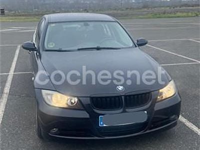 Usado BMW 320 163 CV (119 kW) 2005 Azul Berlina