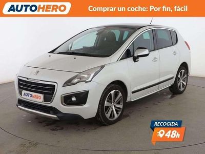 Usado Peugeot 3008 Allure 120 CV (88 kW) 2016 Blanco Monovolumen