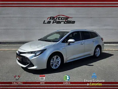 Usado Toyota Corolla Active 122 CV (89 kW) 2019 Gris / plata Familiar