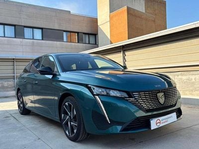 Usado Peugeot 308 SW Allure 131 CV (96 kW) 2023 Verde Familiar