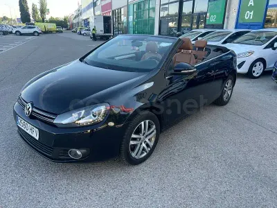 Usado VW Golf 105 CV (77 kW) 2011 Negro Descapotable