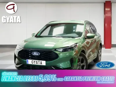 Usado Ford Kuga ST-Line 243 CV (178 kW) 2025 Verde SUV
