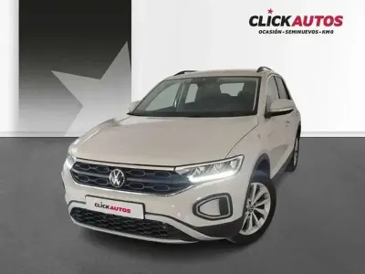 Usado VW T-Roc 116 CV (85 kW) 2025 Gris SUV