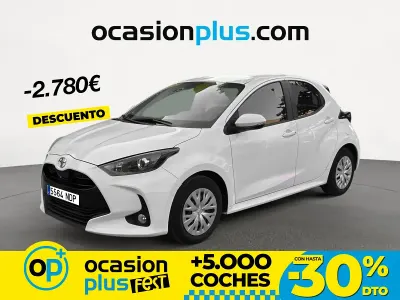 Usado Toyota Yaris Active 69 CV (50 kW) 2023 Blanco Utilitario