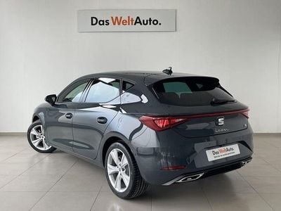 Azul Usado 2025 Seat Leon FR Berlina | 21.900 € (Precio justo)