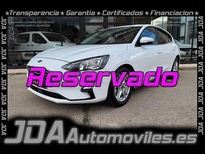 Usado Ford Focus Trend 120 CV (88 kW) 2020 Blanco Berlina