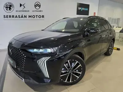 Usado DS Automobiles DS7 Crossback Rivoli 225 CV (165 kW) 2023 Negro SUV