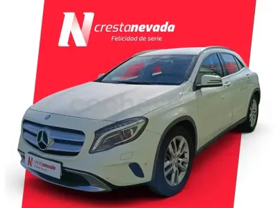 Usado Mercedes GLA220 Urban 177 CV (130 kW) 2016 Blanco SUV