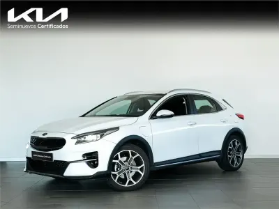 Usado Kia XCeed 141 HP (103 kW) 2021 Branco SUV