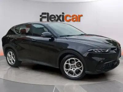 Usado Alfa Romeo Tonale Sprint 131 CV (96 kW) 2023 Negro SUV