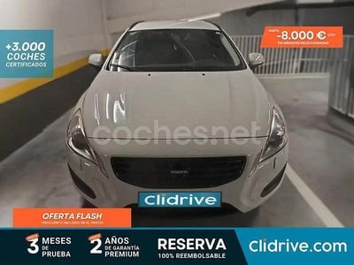 Usado Volvo V60 Momentum 215 CV (158 kW) 2011 Blanco Familiar