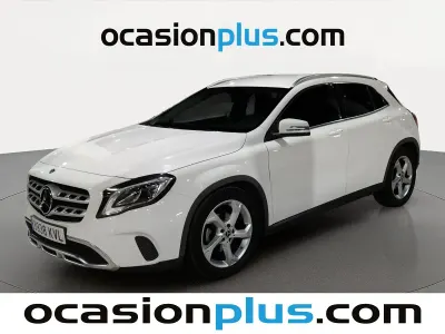 Usado Mercedes GLA180 122 CV (89 kW) 2019 Blanco SUV