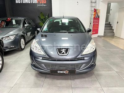 Gris / plata Usado 2009 Peugeot 206 Berlina | 5490 € (Un poco caro)
