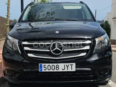 Usado Mercedes Vito Marco Polo 114 CV (83 kW) 2017 Negro Van